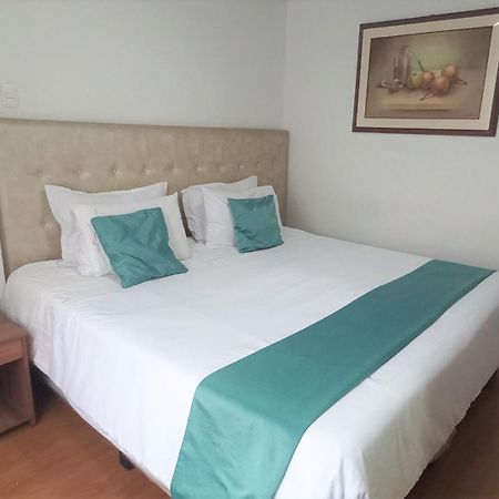 Hotel En Bogota - Fontana Di Trevi Экстерьер фото