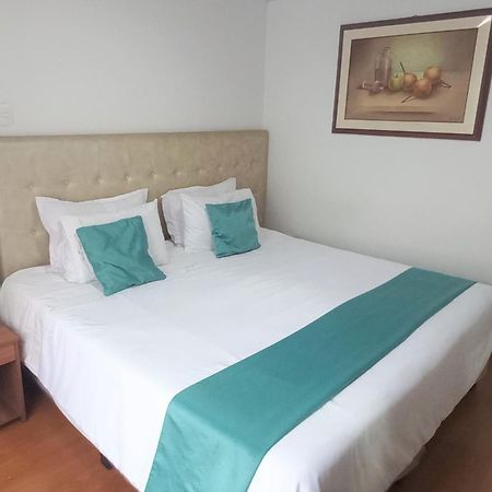 Hotel En Bogota - Fontana Di Trevi Экстерьер фото