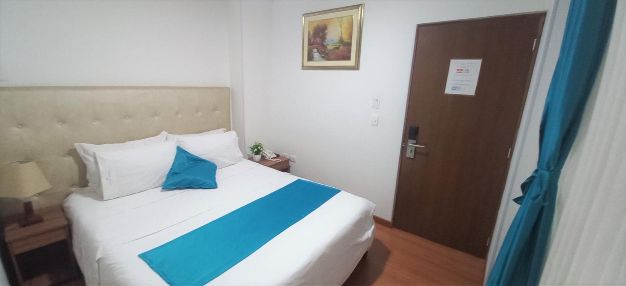 Hotel En Bogota - Fontana Di Trevi Экстерьер фото